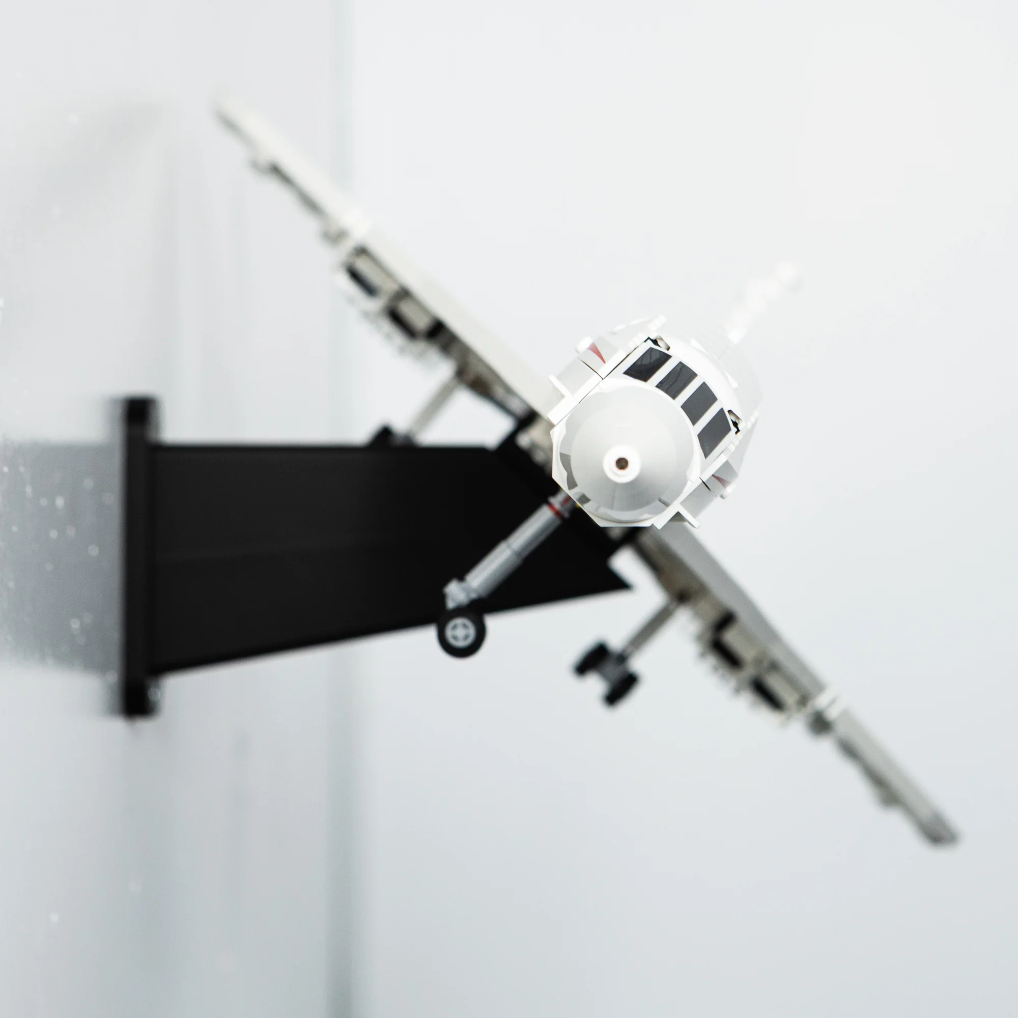 Angled Wall Mount for LEGO Concorde 10318 - Image 7