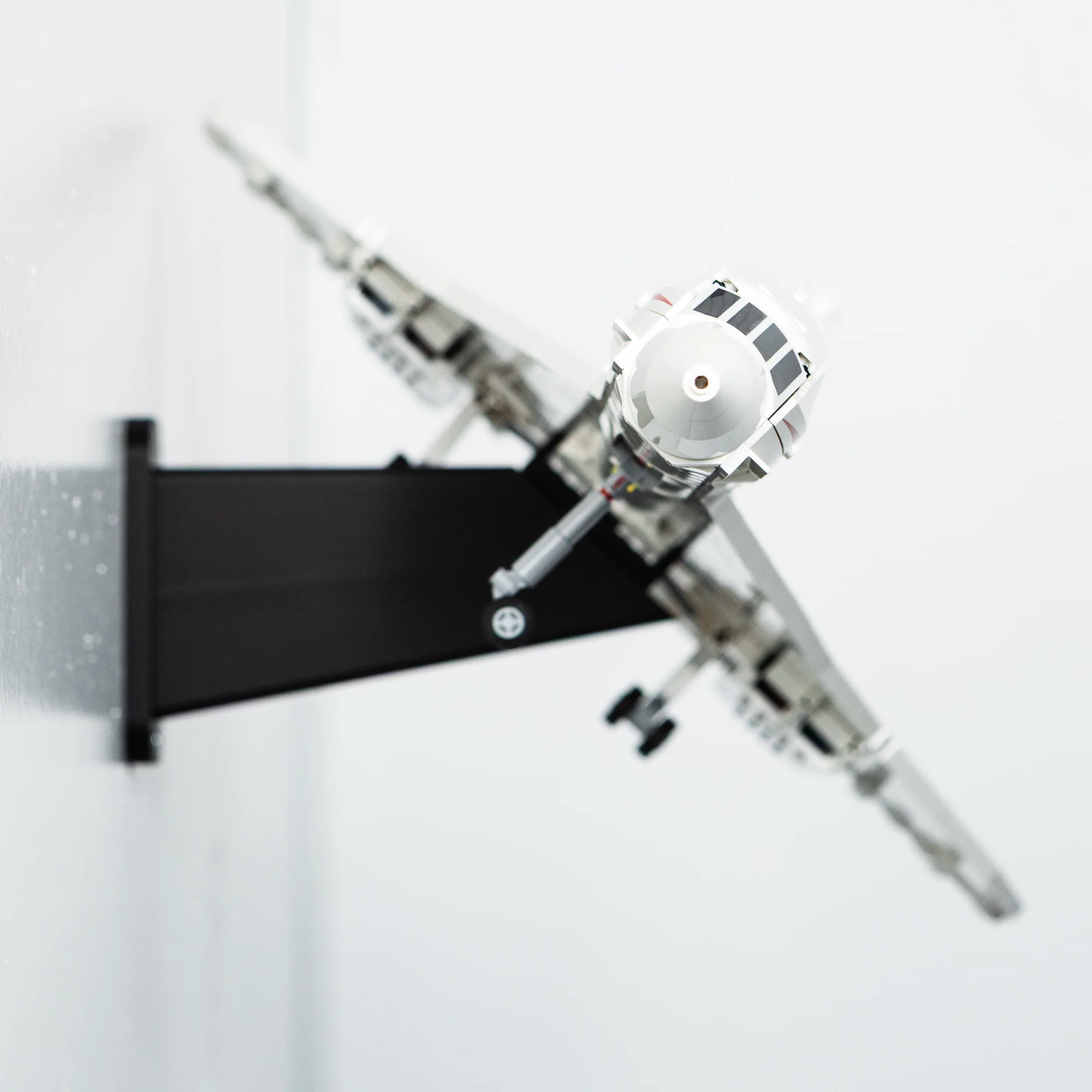 Angled Wall Mount for LEGO Concorde 10318 - Image 9