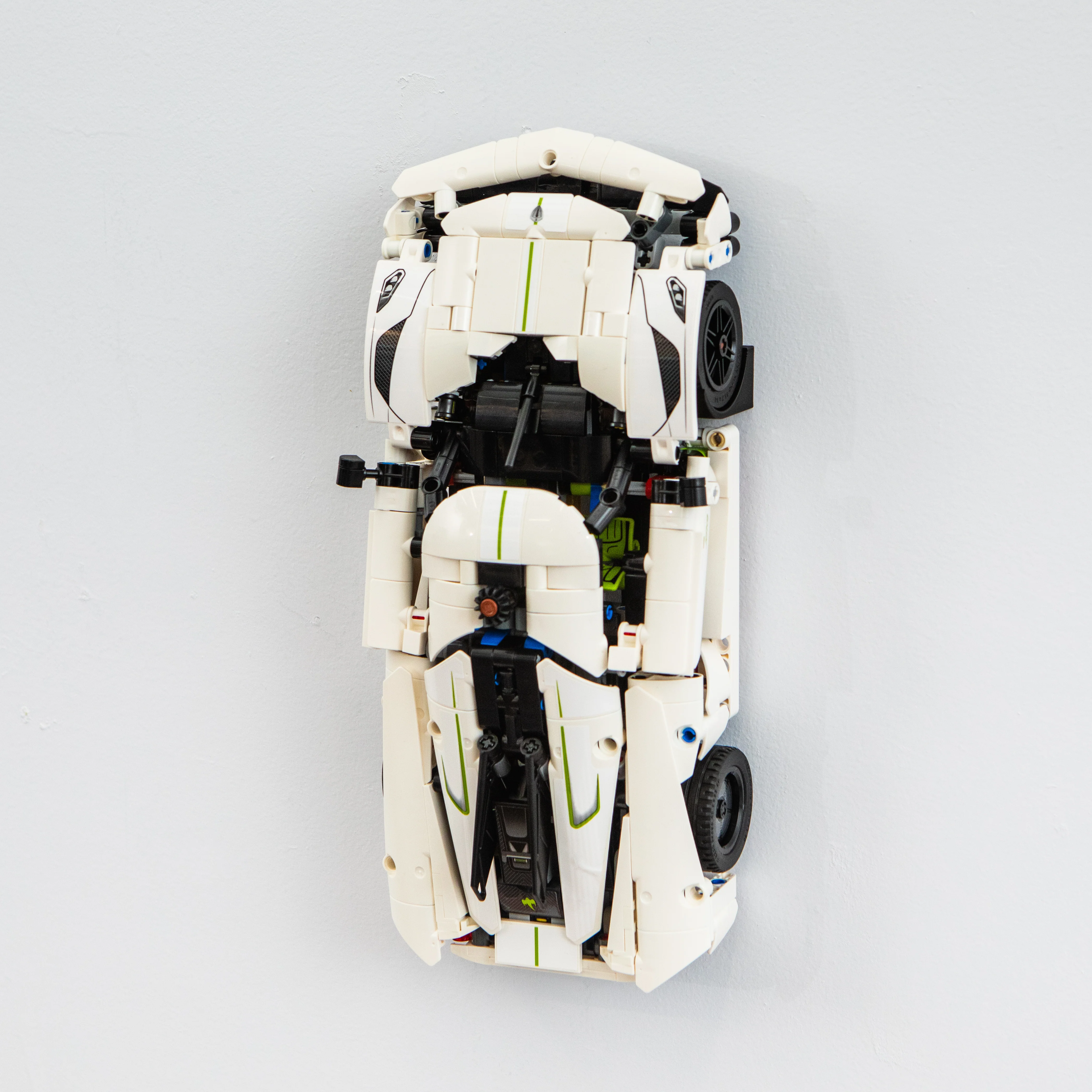 Wall Mount Hook For Technic Cars (16 Stud Wide) - Image 9