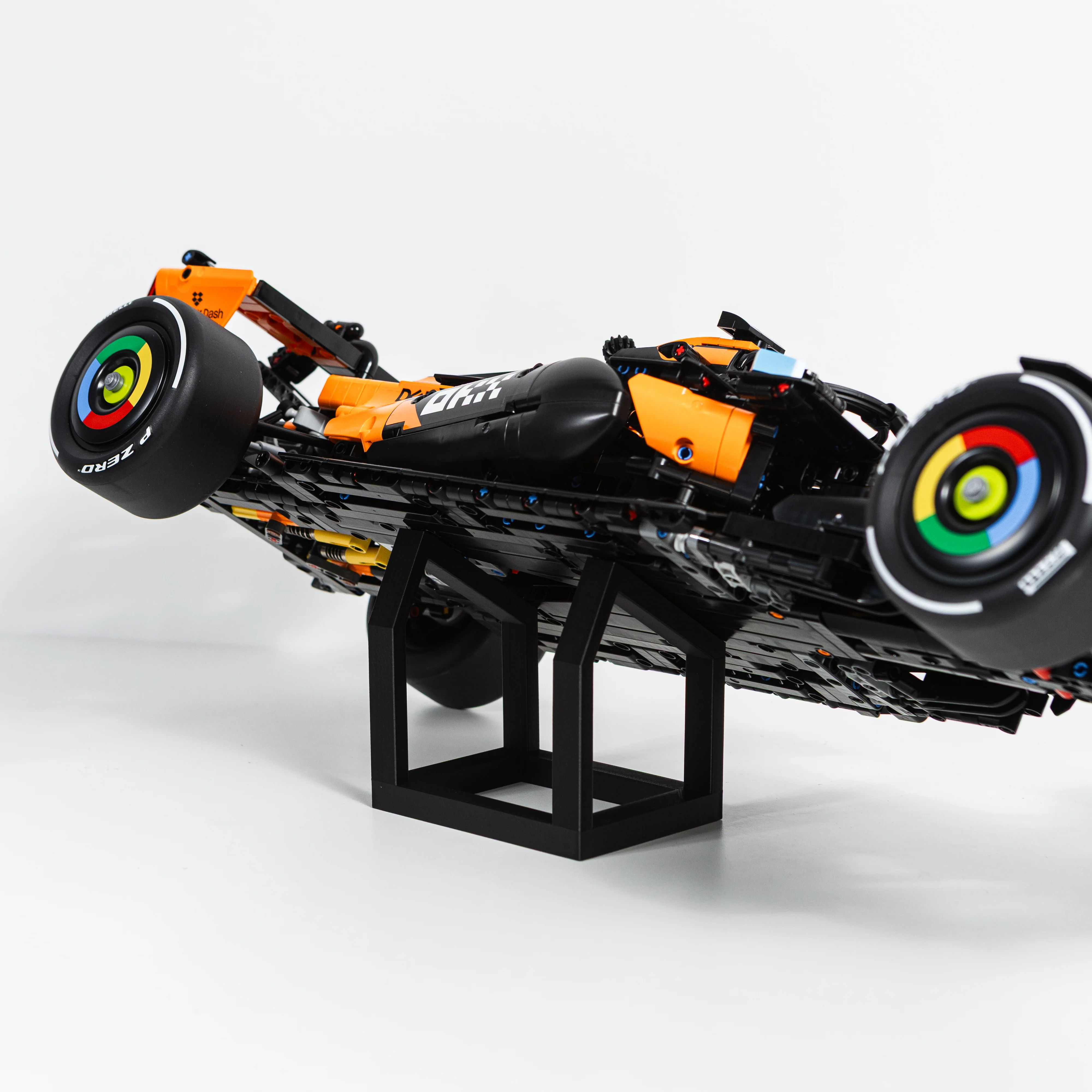Display Stand Compatible with LEGO Technic McLaren F1 42228 - Image 5