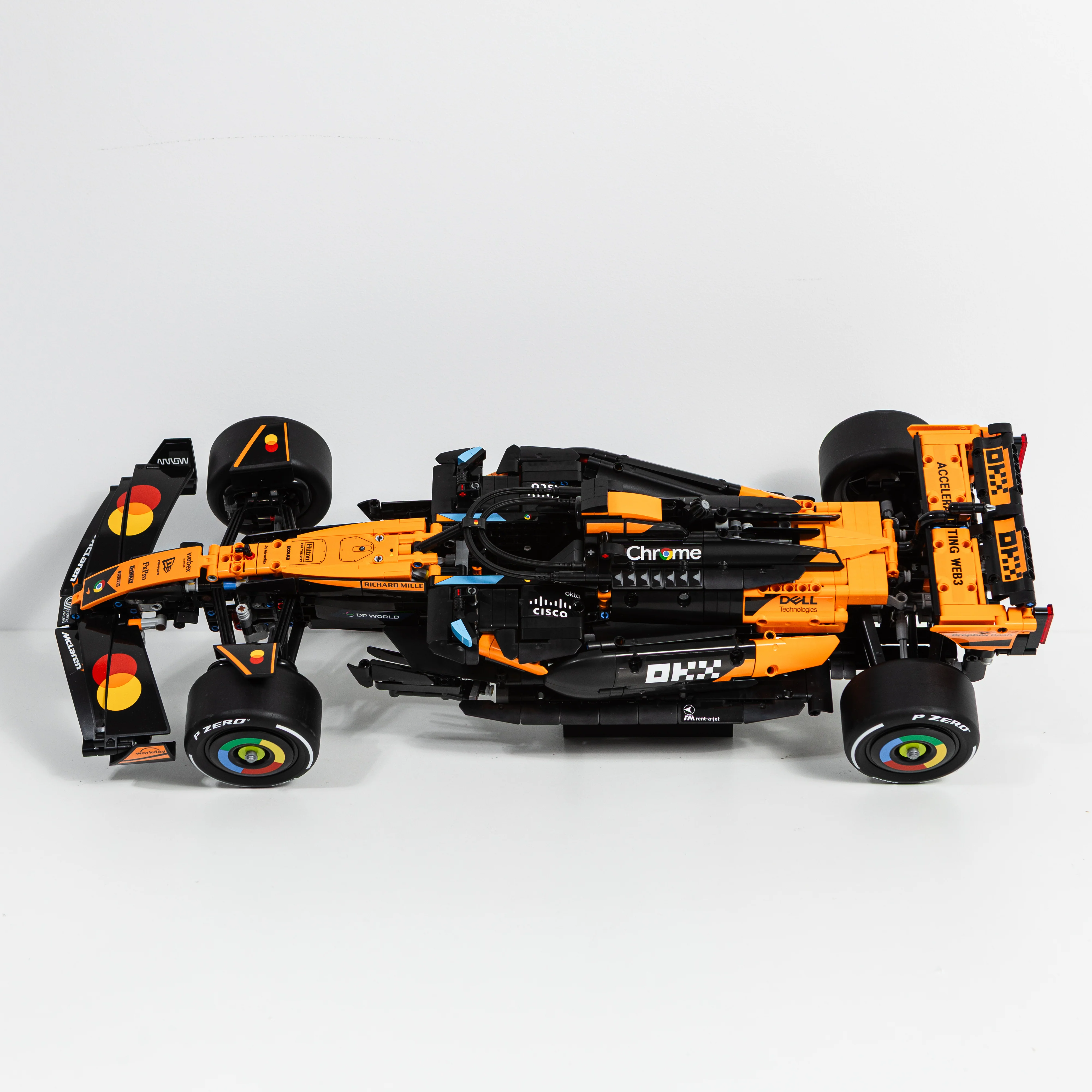 Display Stand Compatible with LEGO Technic McLaren F1 42228 - Image 6