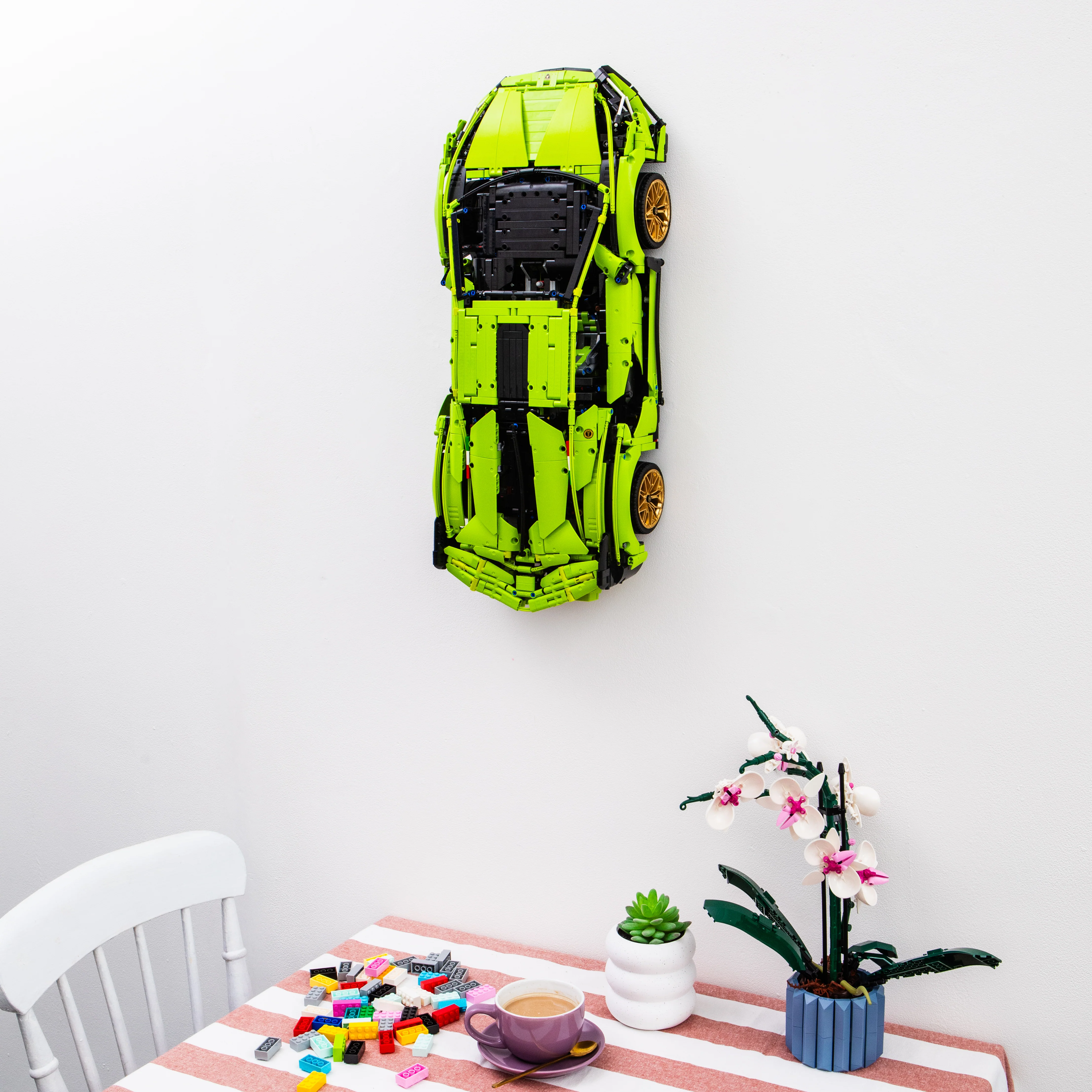 Wall Mount Display Bracket for Lamborghini Sián - Image 3